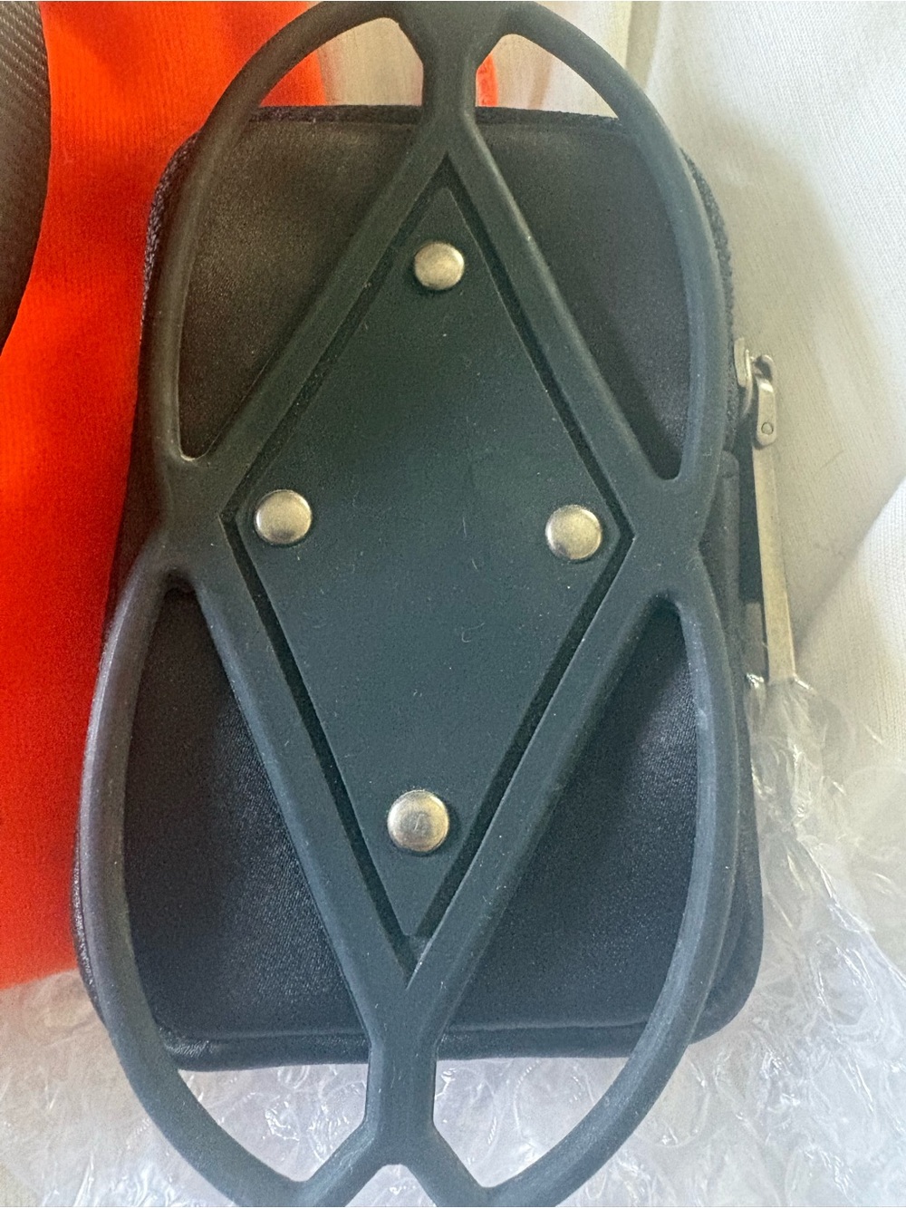 Kurt Geiger Mini Phone Holder w/zippered pouch - Picture 3 of 9